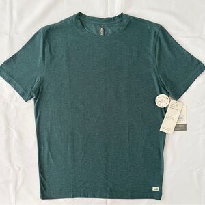 Vuori NWT Strato Tech men’s Tee Size M
